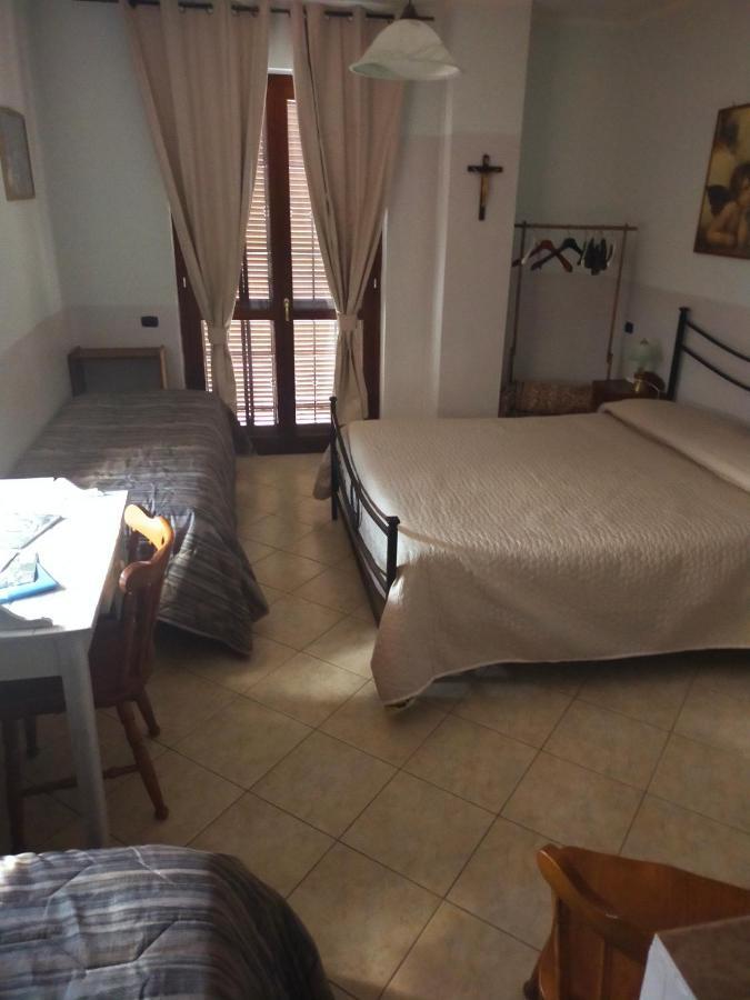 B&B Casa Regina Stroncone Екстериор снимка